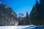 Vista sulle Tre Cime di Lavaredo, lungo il percorso della Dobbiaco-Cortina.